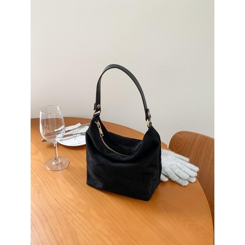 

Осенне-зимняя замшевая сумка для ручной носки, модная сумка-мессенджер, женская нишевая высококлассная замшевая современная сумка через плечо с леопардовым принтом чёрный