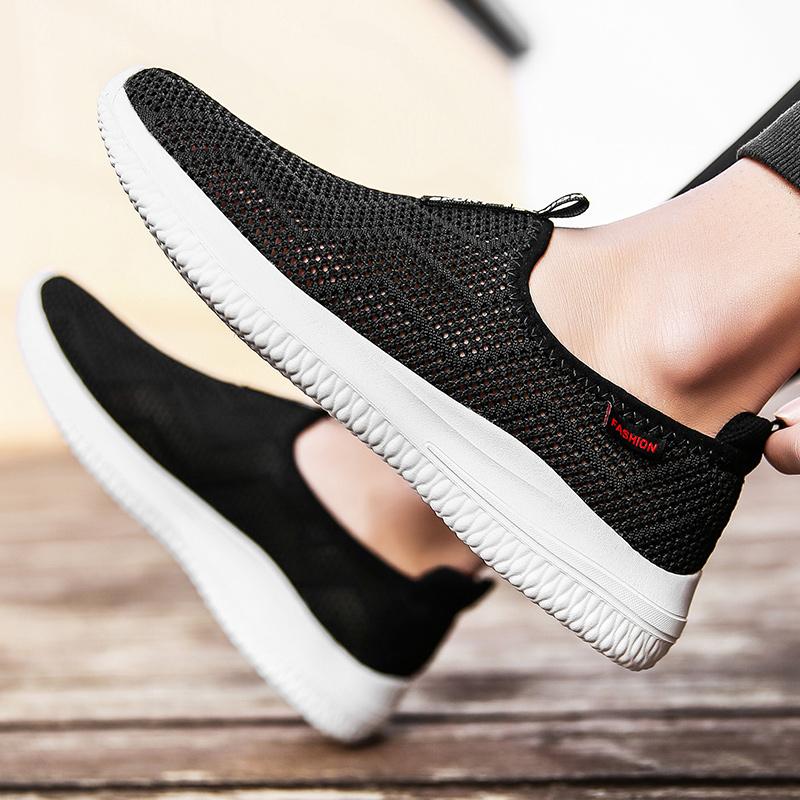 2025 Lightweight Men Casual Shoes Breathable Male Sneakers Anti-slip Flats Outdoor Walking Summer Mesh Loafers for Men Pius Size