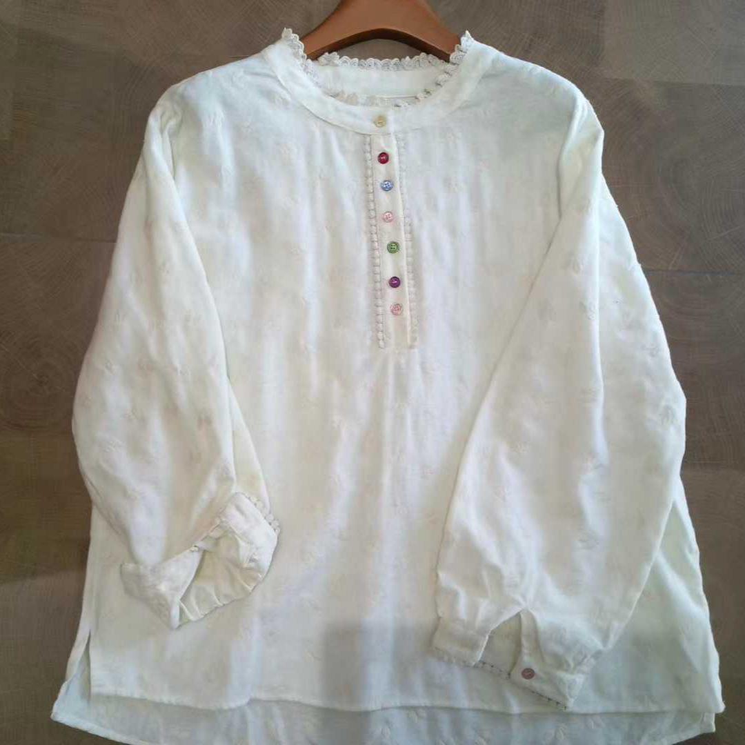 

2026 Women s Japanese Sweet Embroidered Lace Button Shirt - Colorful, Loose, Versatile French Style Top One Size