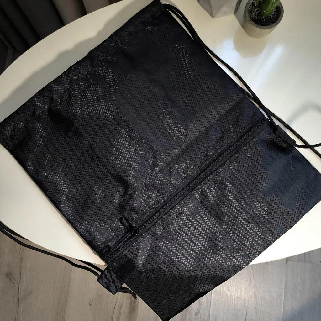 Einfacher und stilvoller Rucksack, Unisex, geeignet für Studenten, Sport und Fitnessstudio – Leicht und luxuriös.