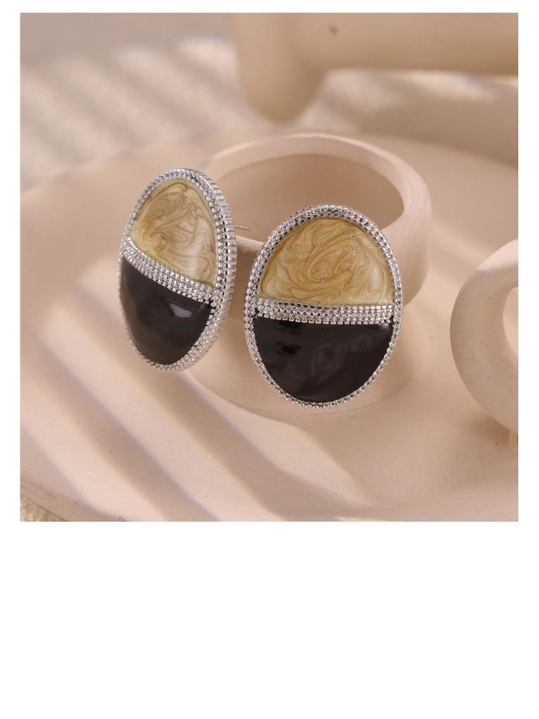 18k Gold-Plated Two-Tone Oval Button Earrings with Titanium Steel Ear Cuffs - European, American, Japanese, Korean Style.