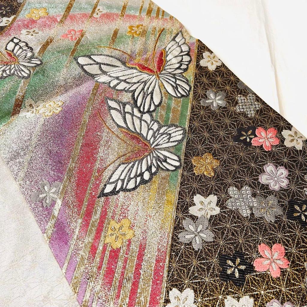 Used Beautiful condition, Furisode obi (kimono sash), tailored, Nishijin-ori (Kyoto weaving), pure silk, gold thread, butterfly, small floral