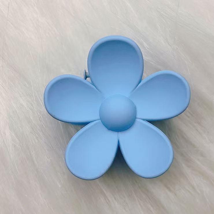 Milk Coffee Flower Claw Hair Clip - Five-Petal Cute Updo & Ponytail Accessory