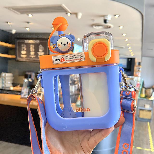 

Милая детская квадратная бутылка для воды для девочек, школьная, тритановая, с двойной трубочкой, стакан для питьевой воды, без BPA, портативная, герметичная, противоударная 580ml