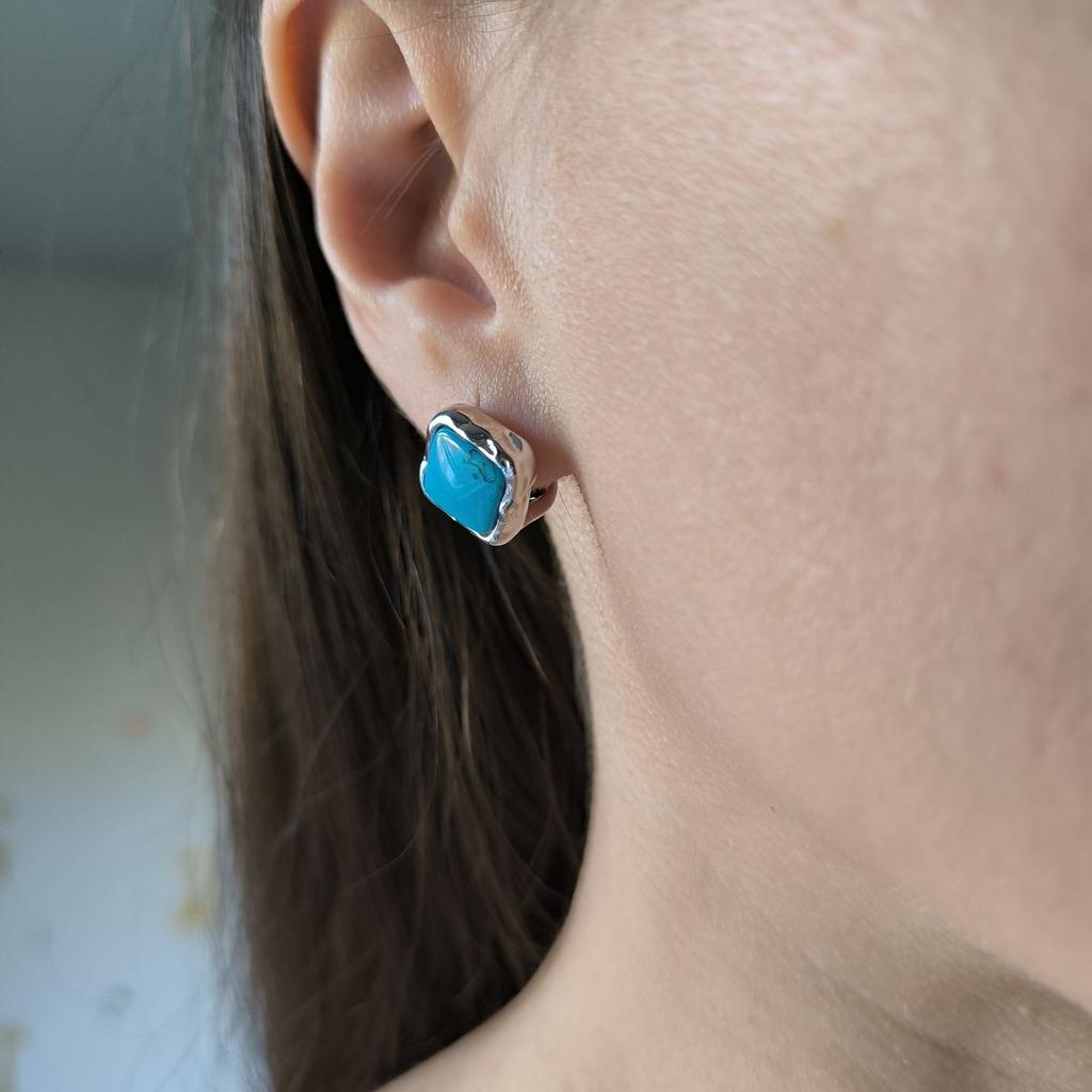 Серебряные серьги с бирюзой (60002227)