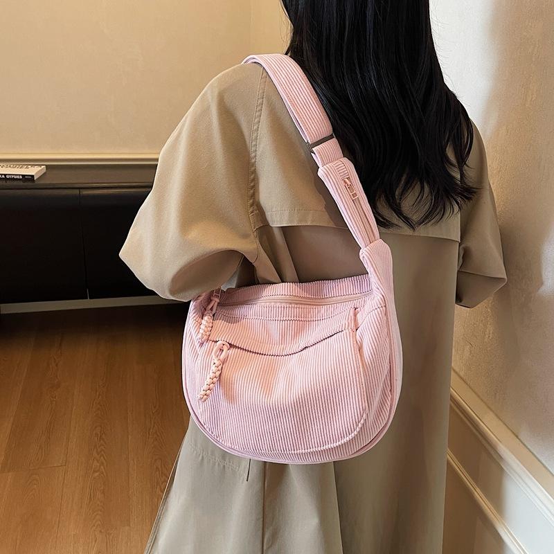 2025 Autumn New Fashion Korean Shoulder Bag Personalized Corduroy Women's Simple Casual Crossbody Dumpling Bag