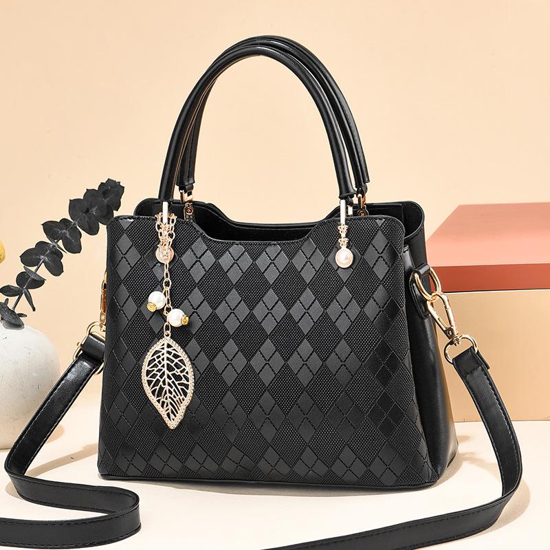 Kožené razené dámske tašky cez rameno Kvalitné luxusné dizajnové tašky na rameno Kabelky Dámska klasická tote taška Dámska crossbody