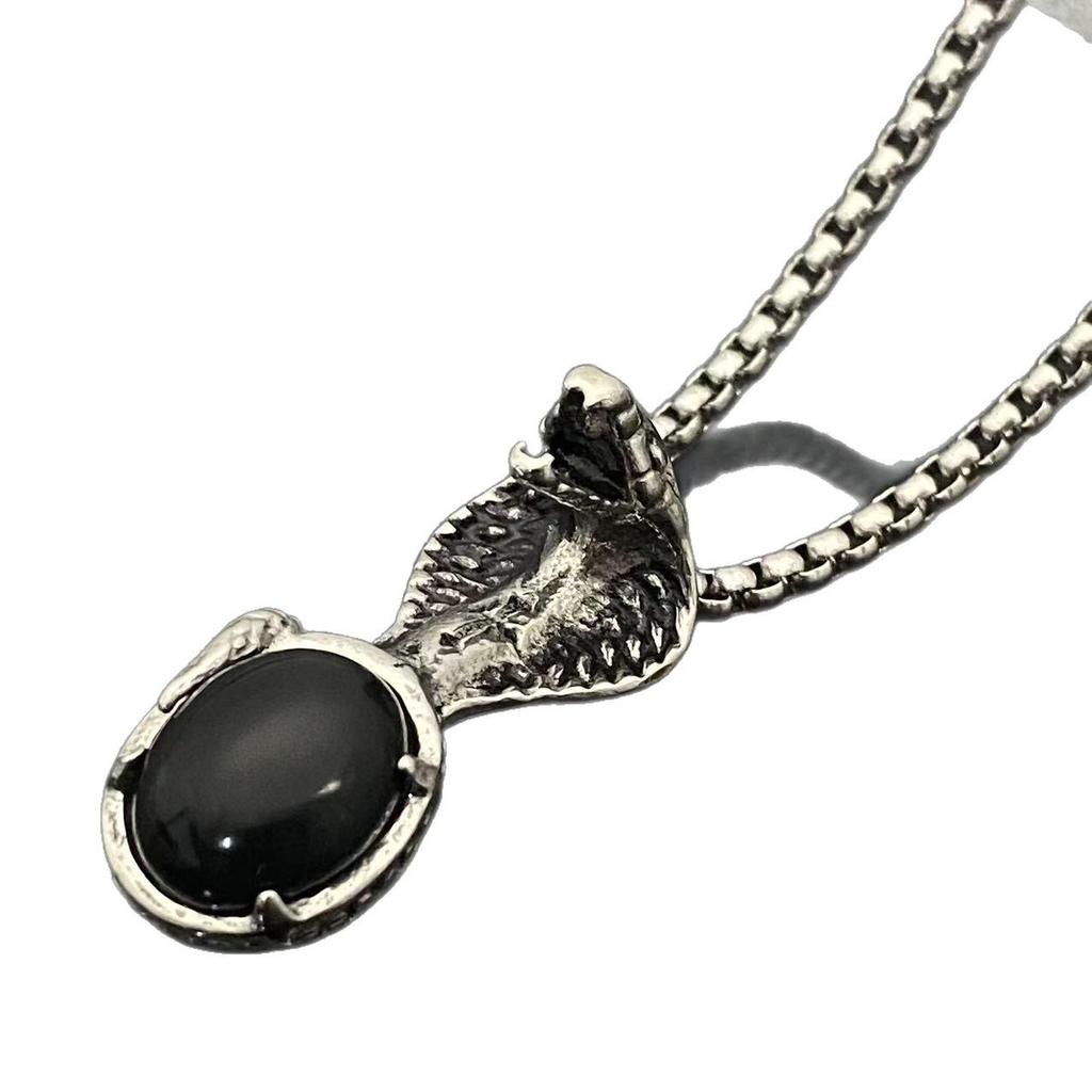 2025 Personalized Black Stone Cobra Pendant Titanium Steel Men's Necklace