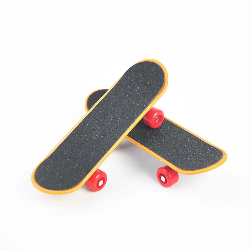 Parrot Mini Scooter Birds Swing Training Skateboard Pet Interactive Toys Claw Grinding Toy Bird Supplies Accessories