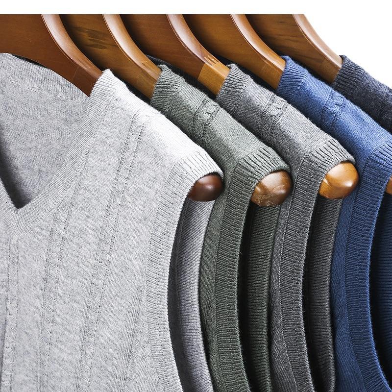 Spring, Autumn and Winter Men's Sleeveless Wool Jacquard Vest Middle-aged Loose Dad Men's Bottom Shirt Top