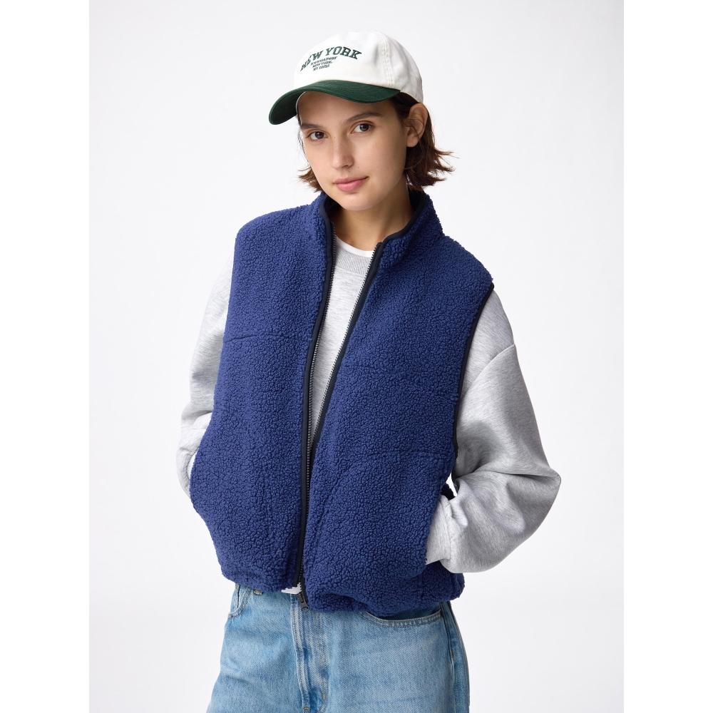 GU by Uniqlo Boa Fleece Vest +x