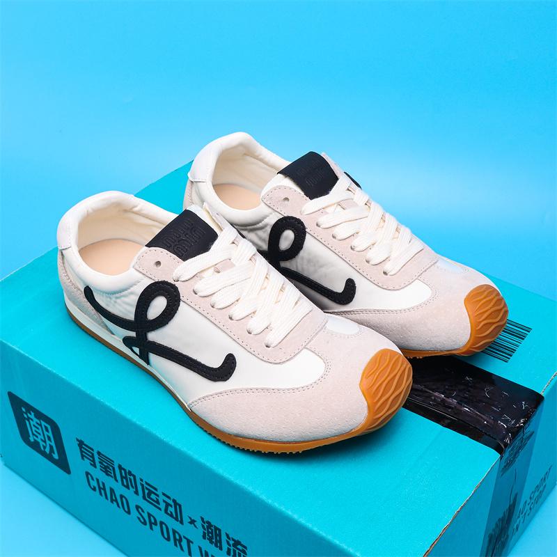 Trendy and Versatile Running Shoes | Comfortable Soft-Soled Casual Sports Footwear