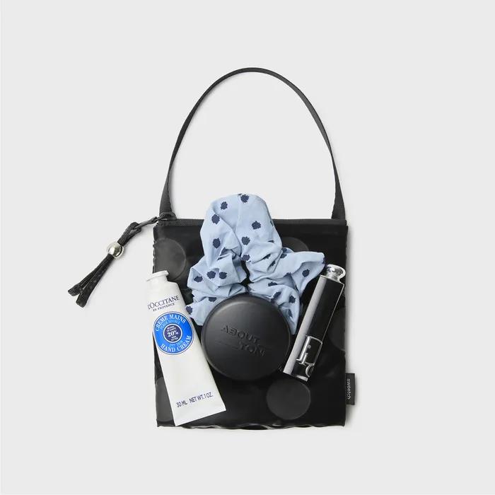 HANDLE POUCH 001 Glossy Black Polka Dot