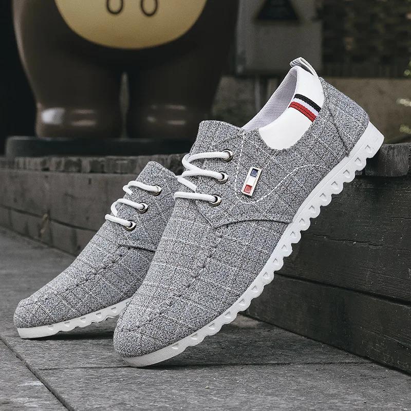 Męskie buty płócienne Wygodne buty wulkanizowane Outdoor Casual Płaskie buty 2023 Nowe lekkie buty do chodzenia Zapatillas De Hombre