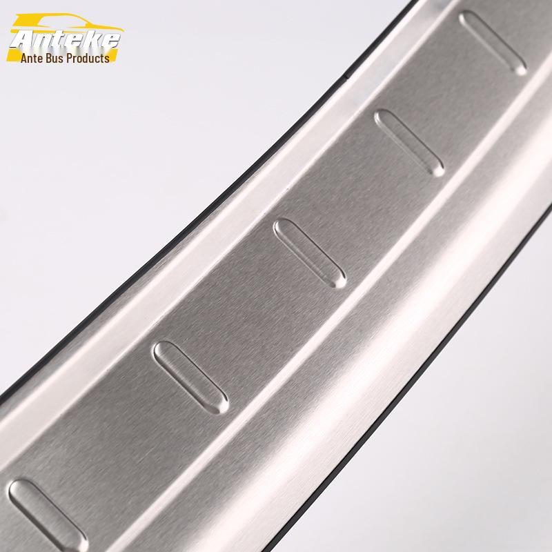 Qashqai Rear Guard Plate: Stainless Steel Tailgate Trunk Protection Pedal Accessories