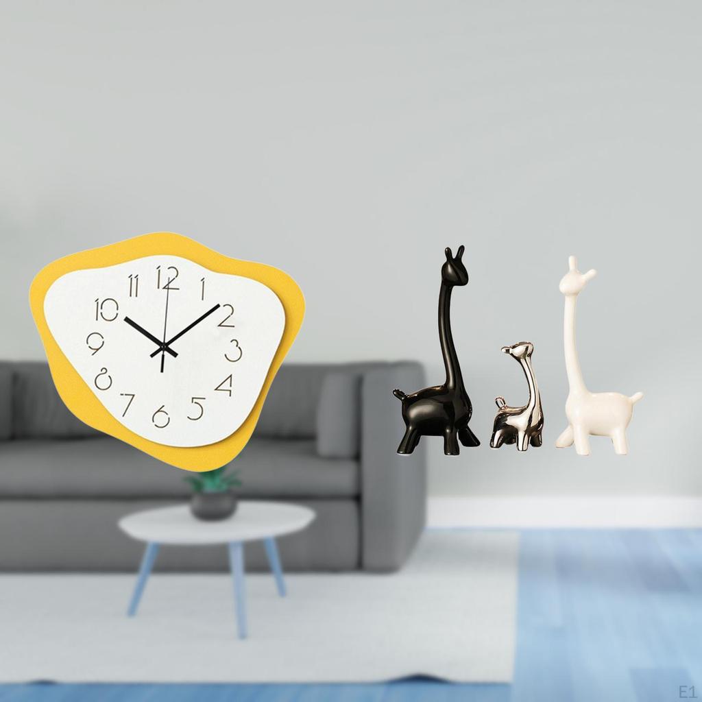 Acrylic Giraffe Wall Clock Modern Office Ornament Silent Timepiece Ceramic Statue Centerpiece
