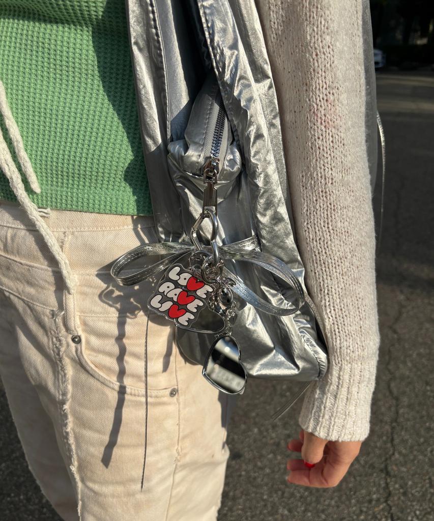 LOVERAVELIVE Layered Keyring (Romantic Paris)
