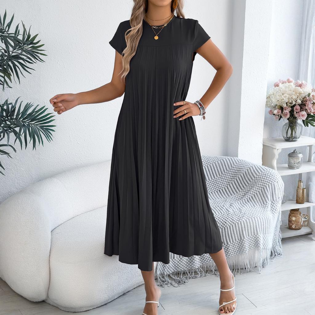 Women Short Sleeve Crew Neck Casual Loose Fit Pleated Midi Dress with Pocket Comfortable Everyday Wear Suitable for Various Occasions