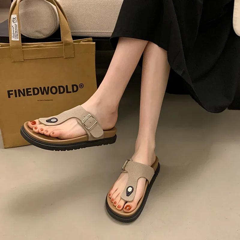 

Fashion New Brand Shoes Woman Peep Toe Round Toe Women s Slippers Fashion Casual Platform Sandals Women Summer Plus Size Flat Flip Flops 42
