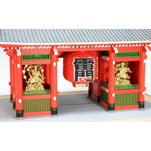 Woody Joe 1/50 Kaminarimon Painted Wooden Model Assembly Kit