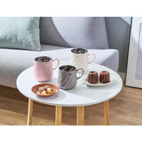 Thermos Vacuum Insulated Mug, 350ml, Pink, Dishwasher Safe, Keeps Drinks Hot or Cold, Cute Rounded Design, JTD-350 P