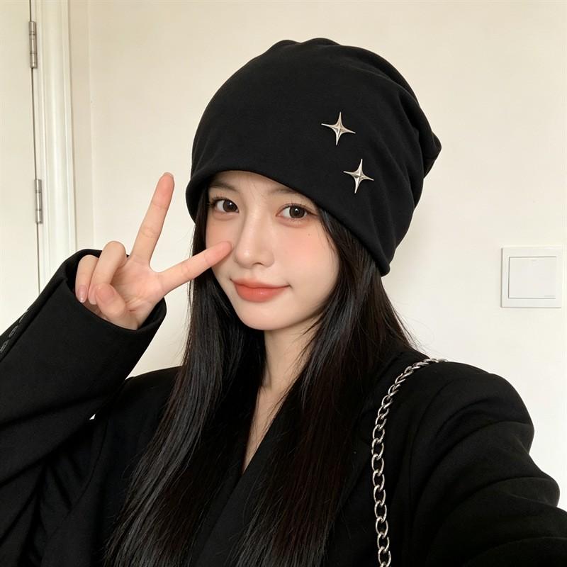 Womens Knit Beanie Hat With Star Warm Winter Cap Daily Wear Unisex Stretchable Headwear