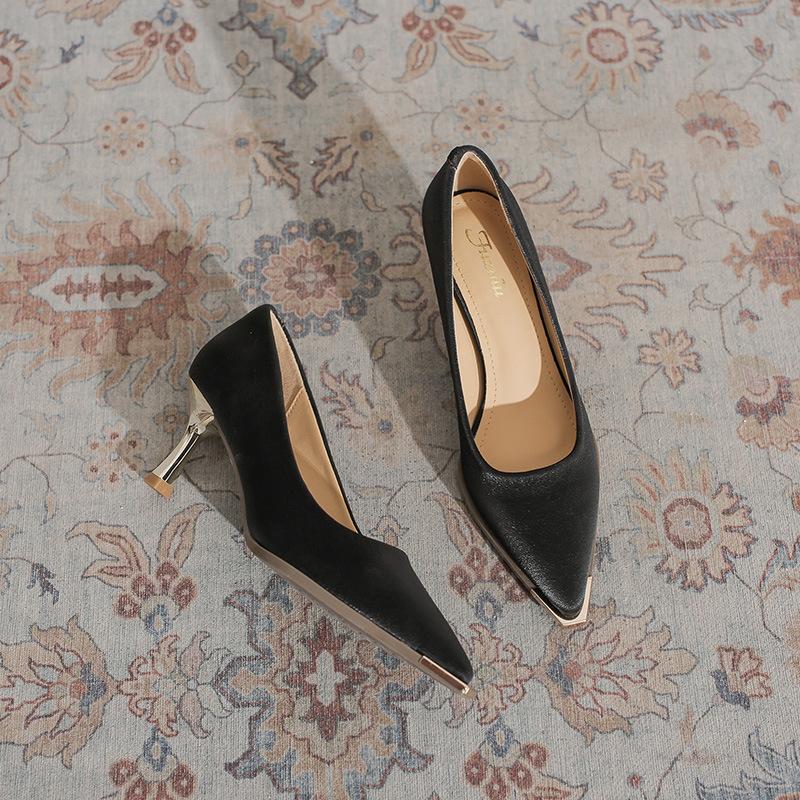 Fashion simple high heels women's 2025 new spring temperament celebrity versatile pointed head shallow mouth stiletto single shoes commute