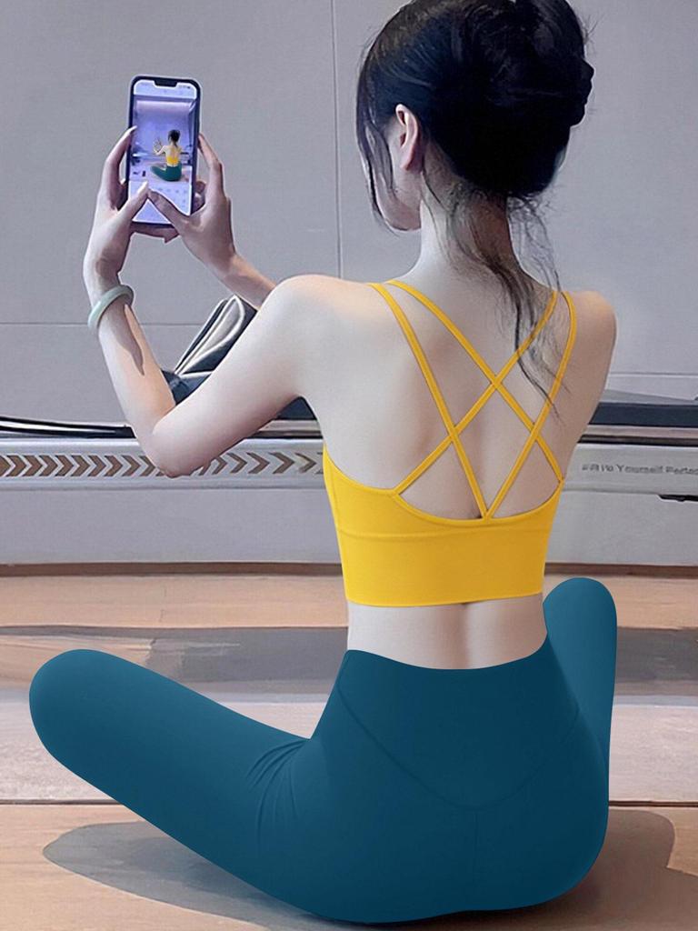 Women's Purple Yoga Set: Stylish Backless Pilates Tank with Chest Pads for Outdoor Wear, Perfect Fitness Apparel