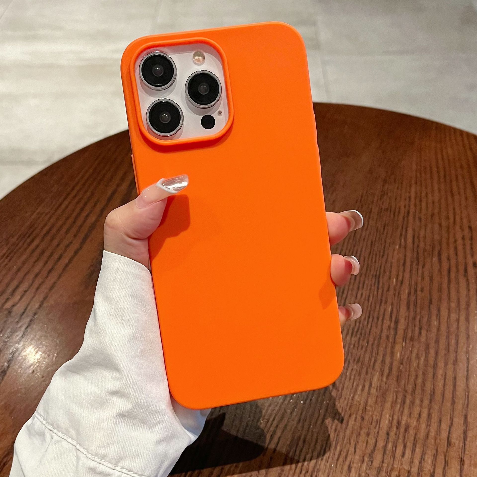 

Simple and High end Frosted Large Hole Apple 16 Mobile Phone Case Iphone15promax Protective Case 14pro13 12XR Apple 12