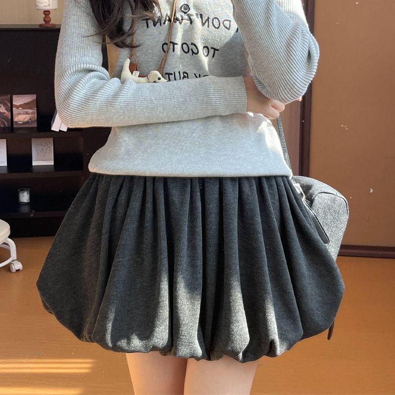

Coffee Glutinous Rice Color Pleated A-Line High-Waist Skirt - Women s Autumn/Winter Anti-Exposure Slimming Skirt. S