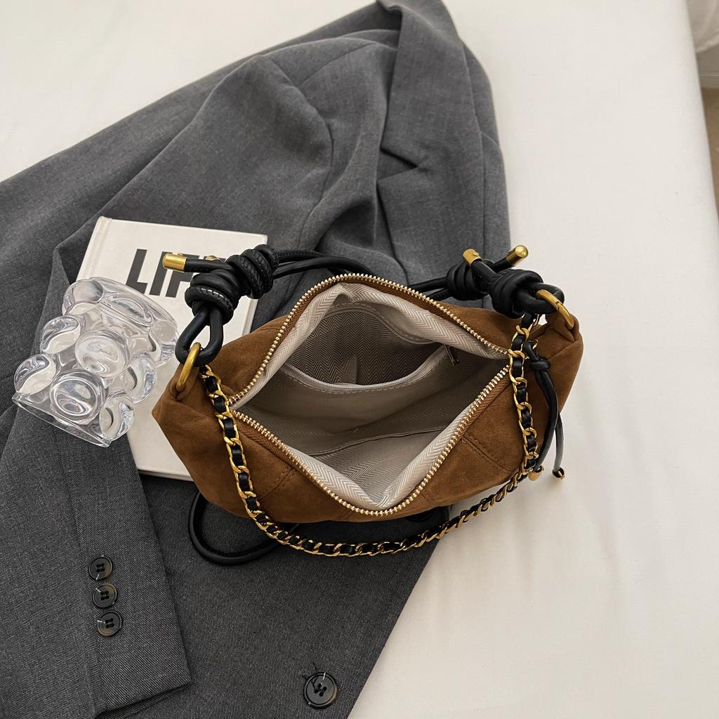 Advanced Retro Niche Frosted Bag for Women New Autumn and Winter Fashion Crossbody Cow Horn Bag Casual Dumpling Bag