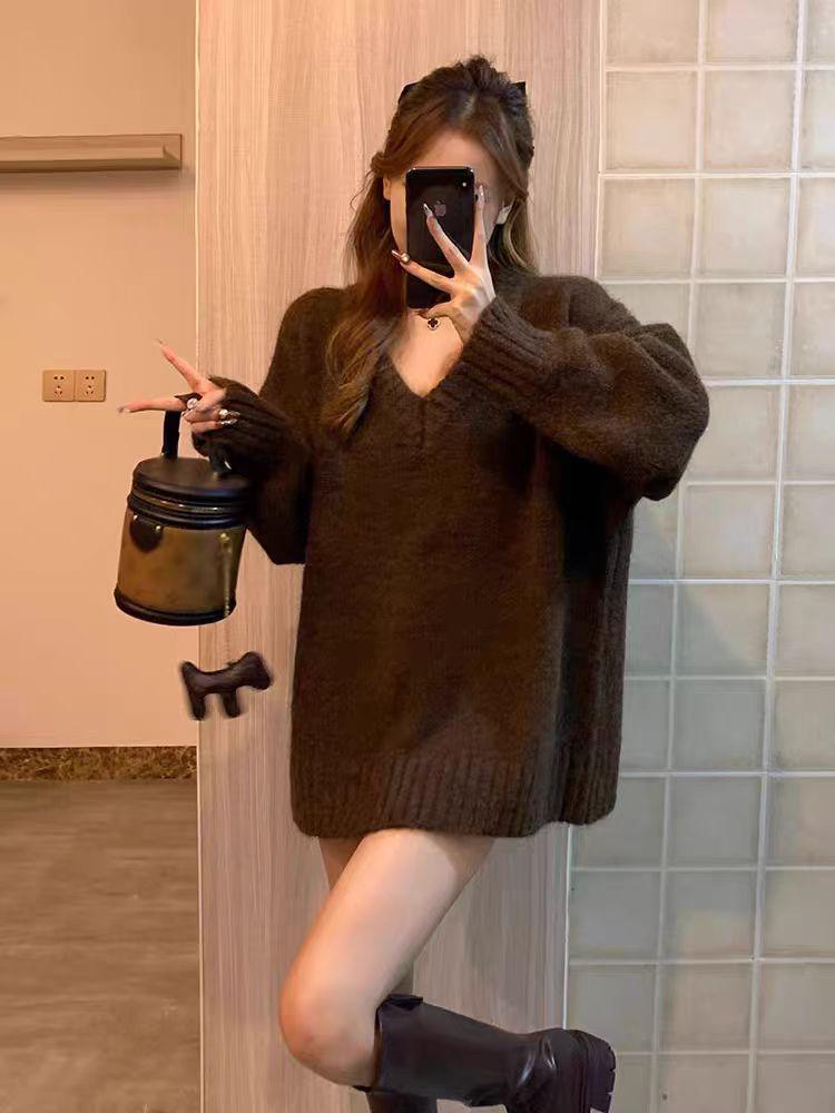 Cozy V-Neck Wool Pullover Sweater & Loose Mid-Length Skirt Set