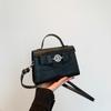 Spring New Women's Shoulder Bag Solid Color Simple New Oblique Cross Bag Women's Bag High-value Small Square Bag
