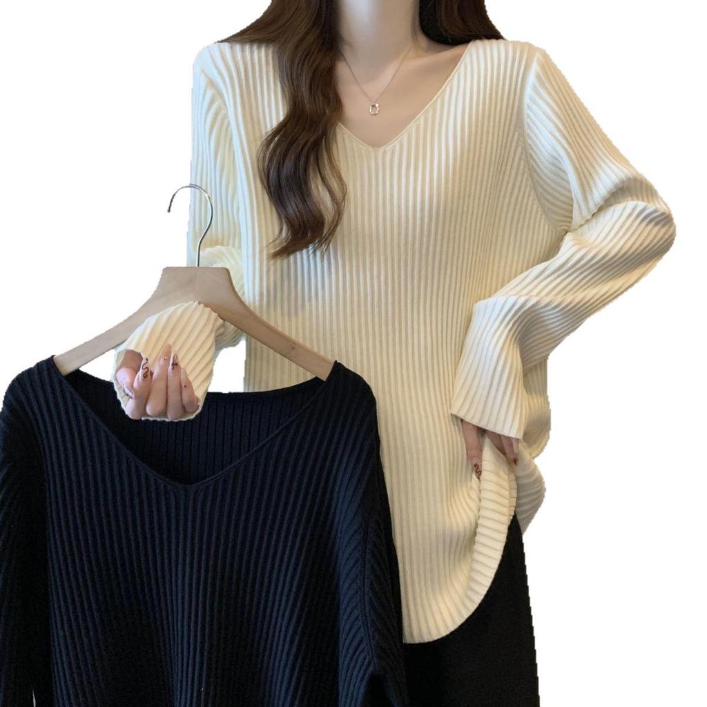 Plus Size V-Neck Ribbed Top: Slimming, Long-Sleeved, Loose Fit for Women - Ideal for Autumn/Winter
