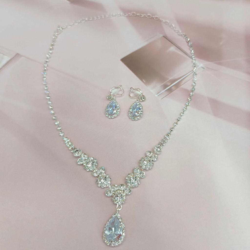 Three-Piece Rhinestone Zircon Bridal Jewelry Set: Tear Drop Necklace, Earrings & Bracelet