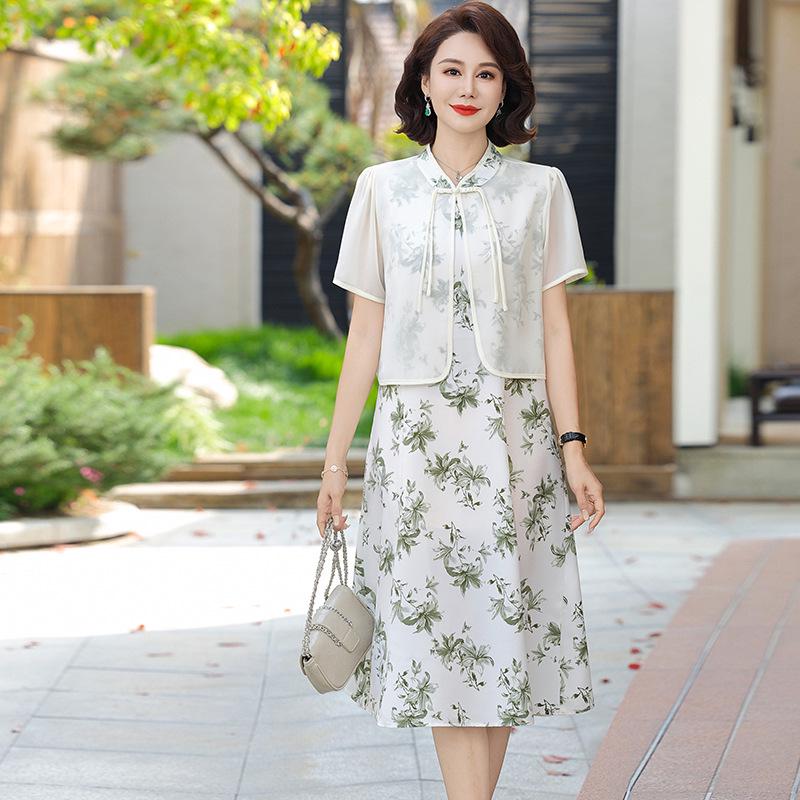 

2026 Floral Chiffon Short-Sleeved Two-Piece Dress for Middle-Aged Women 3XL