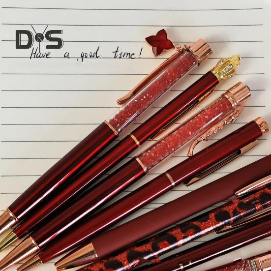 9Pcs Ballpoint Pen Set Metal Faux Crystal Pen Bling Dynamic Liquid Sand Pen for Journaling Retractable Glitter Black Ink Pen for Office School