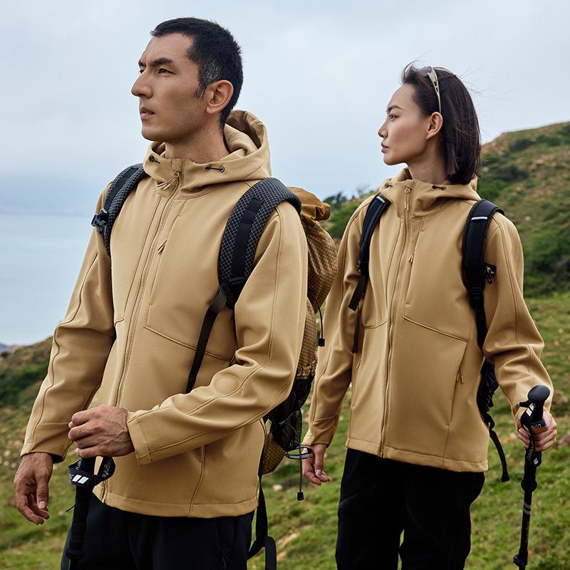 Water-Repellent Hooded Softshell Jacket for Couples – Windproof Outdoor Camping Outerwear