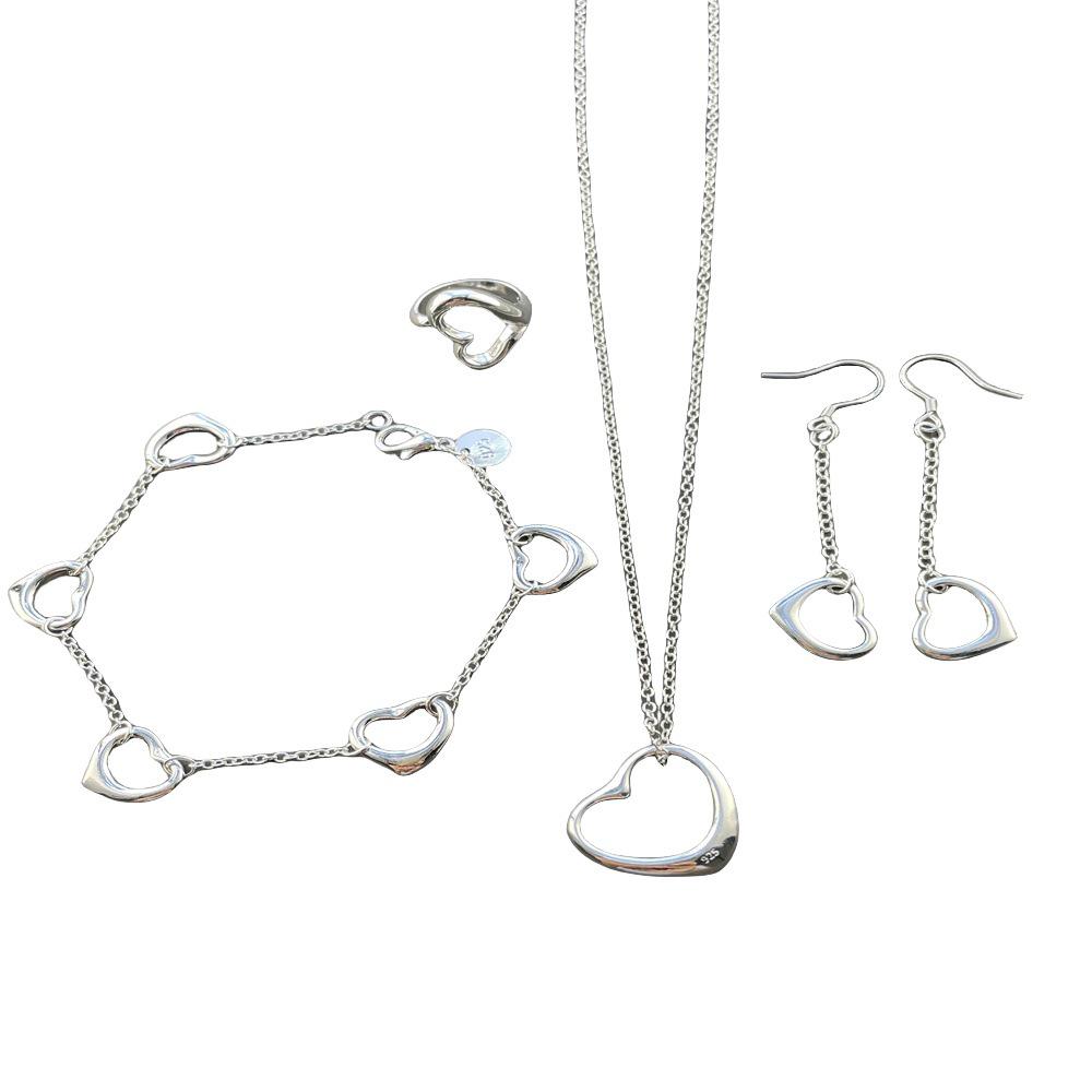 Silver-Plated Korean Style Five-Petal Flower Jewelry Set: Bracelet, Necklace, Earrings, Ring (T117)