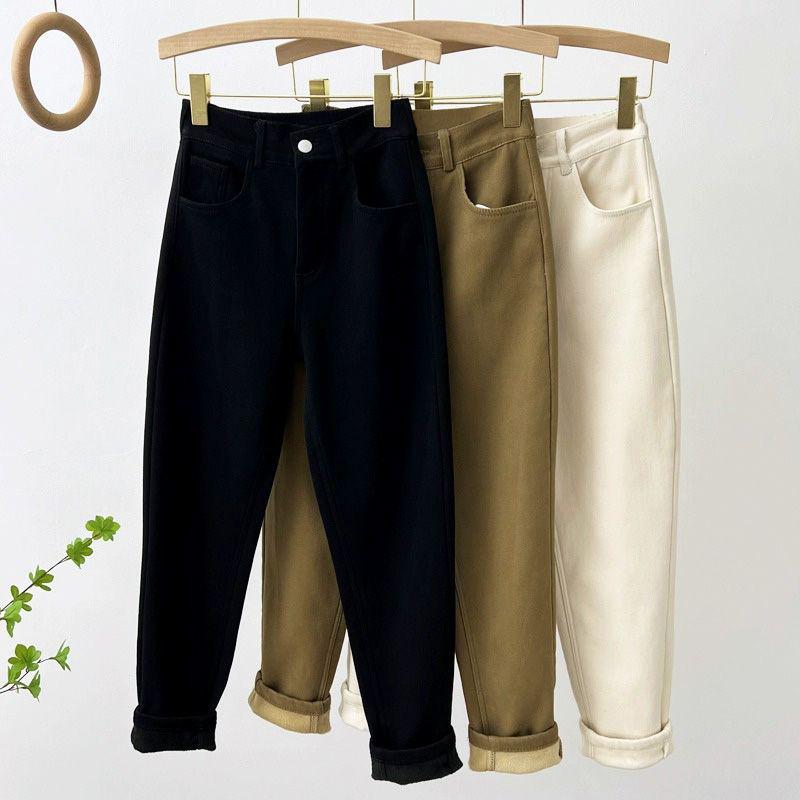 Women s Plus-Size Khaki High-Waisted Cropped Fleece Cigarette Jeans, Spring 2024 28
