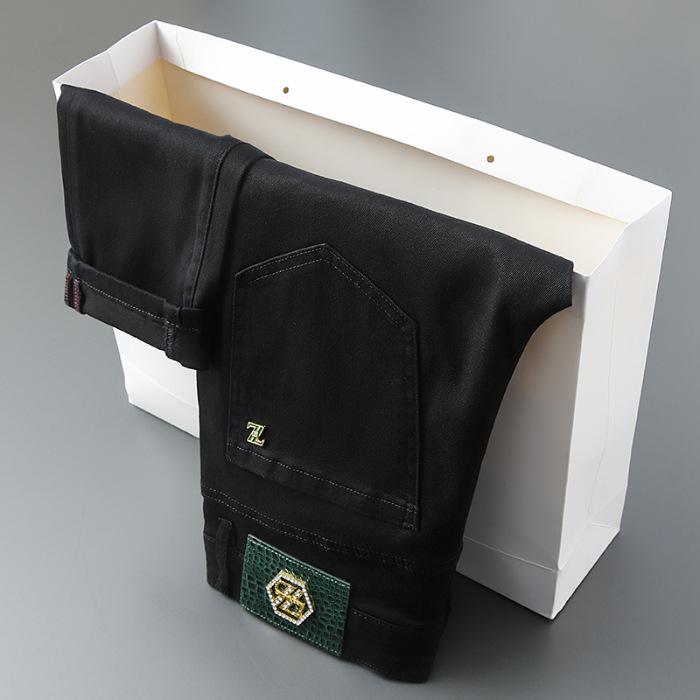 Lehké luxusní pánské elastické džíny pánské černé proti vyblednutí bílé tři odolné látkové kalhoty s rovnými nohavicemi