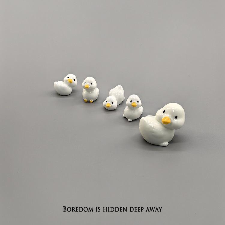 Surprise Her with Little White Duck Mini Figurines - Adorable Desktop Decorations for a Creative Birthday Gift