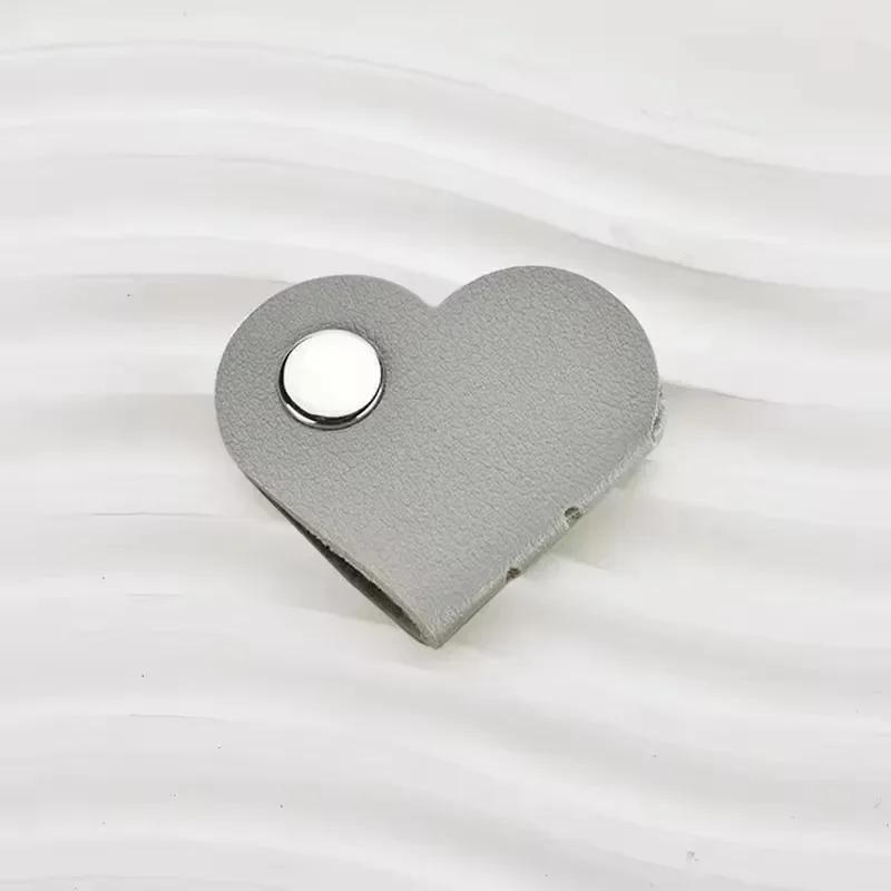 Multifunctional PU Leather Phone Data Cable Organizer Data Storage Heart-shaped Cable Clip Hub Wired Headphone Winding Clip2027