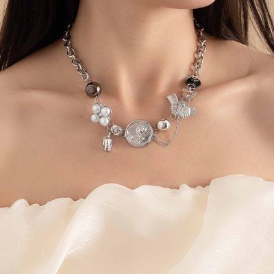 Heavy Industry Punk Pearl Rose Necklace Vintage Spice Girl Button Clavicle Chain Fashion Trendy Cool Personality Clavicle Chain Necklace