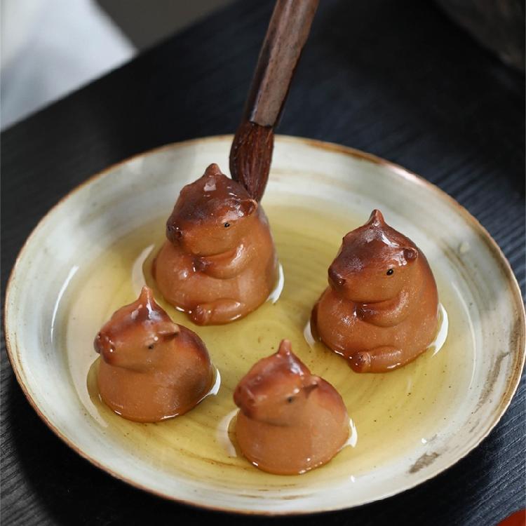 Cute Capybara Ornament Table Figure Distinctive Clay Capybara for Collector