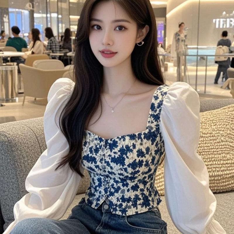 Square Collar Base Top New Women's Retro French Gentle Floral Design Unique Waist Cinching T-shirt