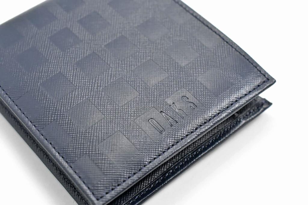 Daks Men's Checker Emboss Bifold Wallet, Navy
