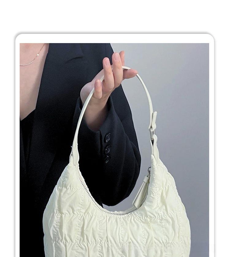 2025 Cloud Plissee Knödel Tasche - Niedliche Windbeutel Unterarmtasche für Studenten