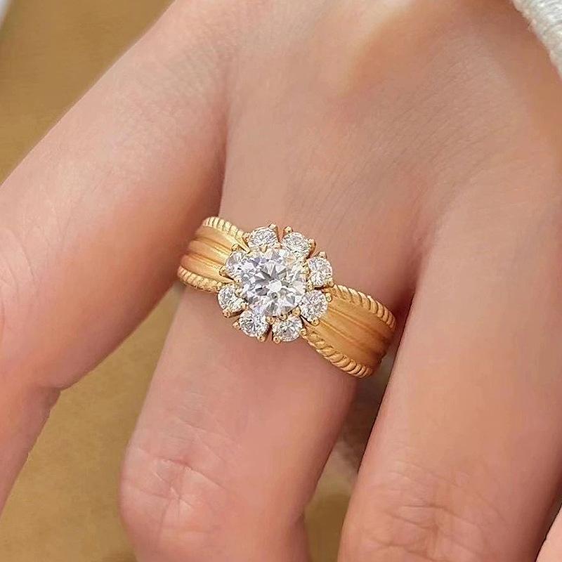 

Romantic fresh full diamond sunflower rings for women retro brushed light purple engagement ring wide classic jewelry gift resizable белый