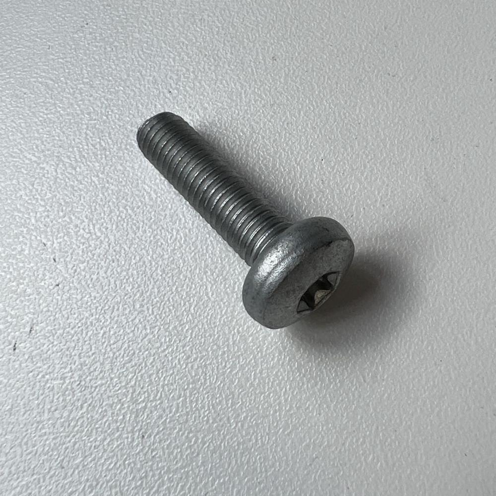 Screw W505594-S440